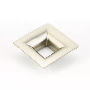 Schaub Finestrino Flared Square Pull 1-1/4" cc